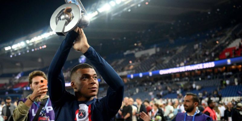 Ligue 1 - Quy tụ những đội bóng danh tiếng 