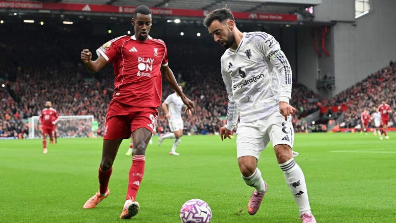 Man United được đánh giá cao hơn Liverpool
